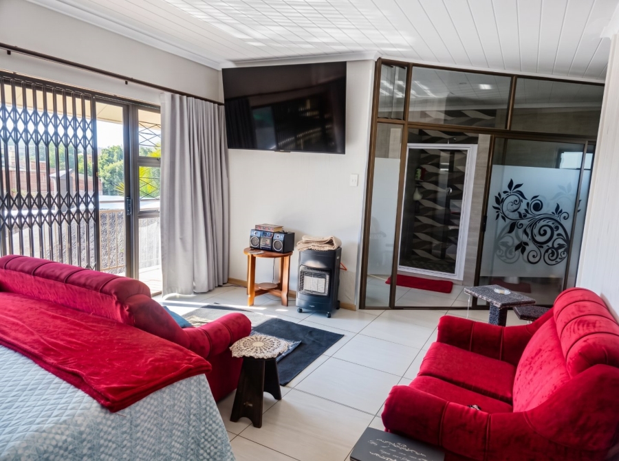 6 Bedroom Property for Sale in Dan Pienaar Free State